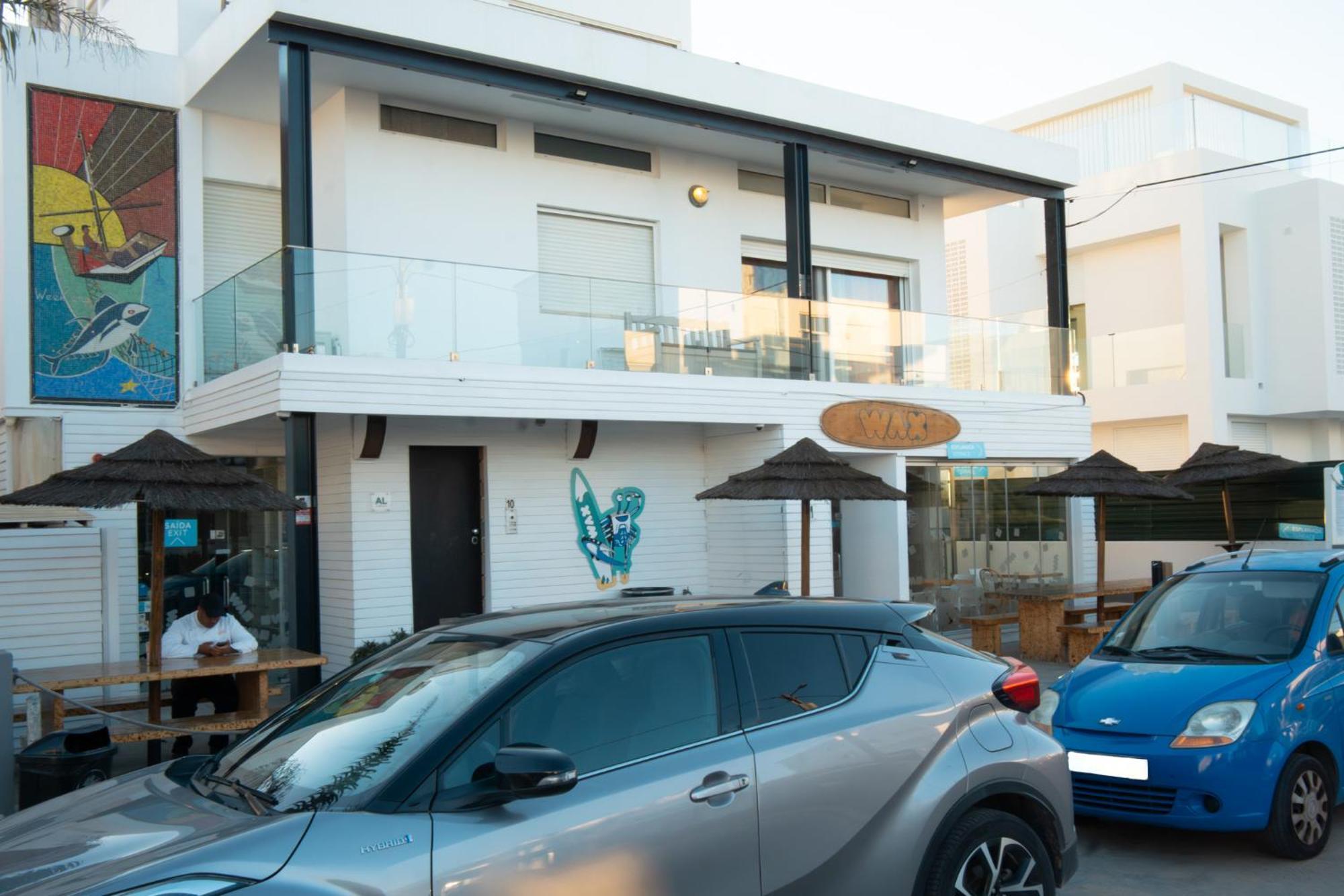 Wax Suite Life Is A Beach Faro Bagian luar foto