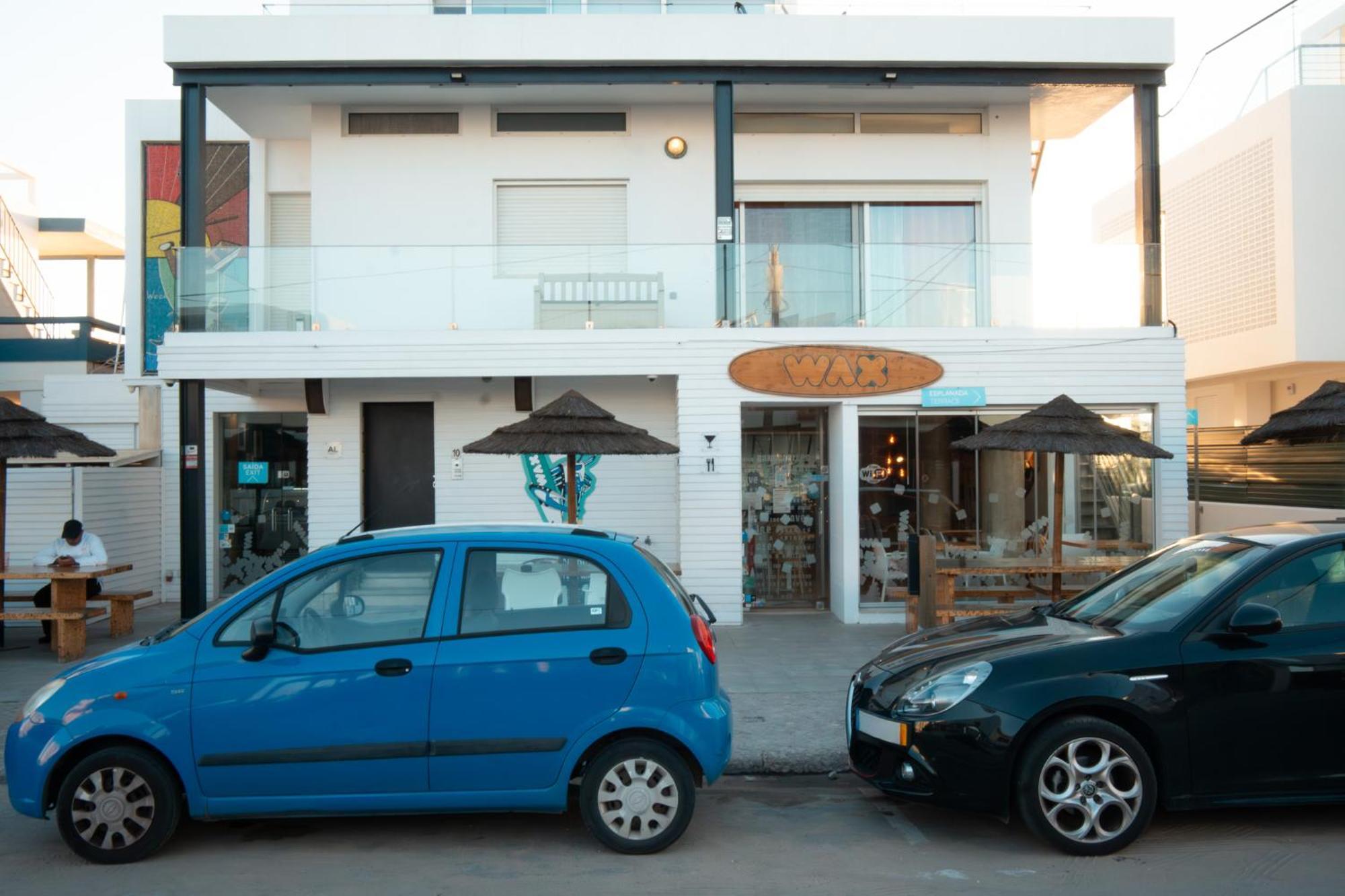 Wax Suite Life Is A Beach Faro Bagian luar foto